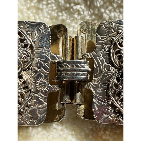 Vintage Wide Ornate Filigree Engraved Gold Tone Brown Agate Panel link Bracelet - Picture 5 of 14